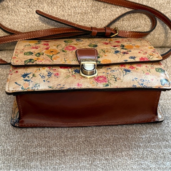 Patricia Nash Prairie Rose Floral Leather Crossbody Bag, Locri Purse, NWT - Picture 8 of 9